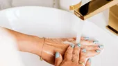 Nu te speli pe mâini înainte de masă? Ai grijă să nu te infectezi cu această bacterie ce afectează stomacul