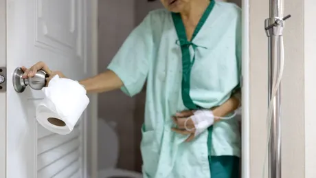 Ce semne dă infecția cu Clostridium difficile, bacteria ucigașă rezistentă la antibiotice