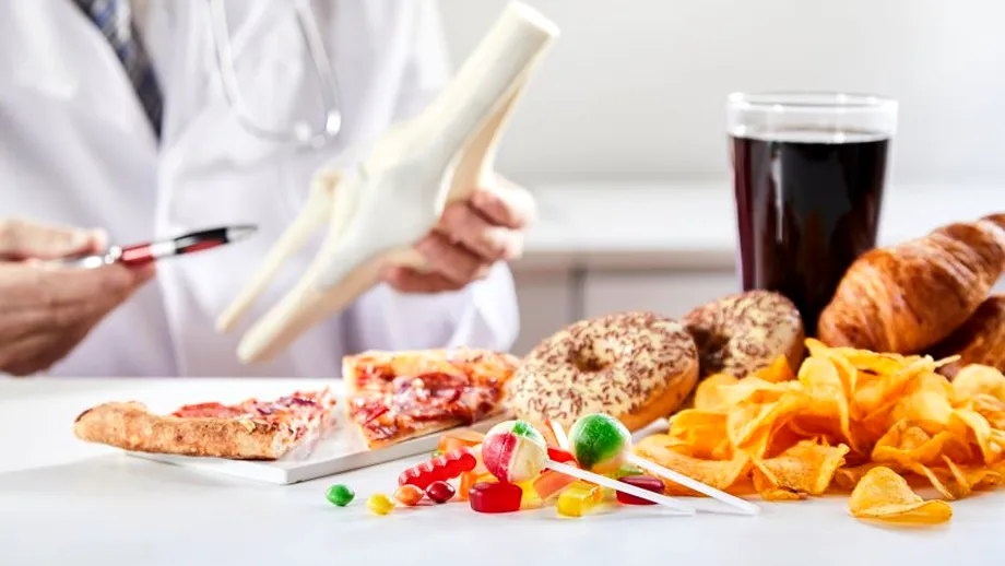 Ceea ce mănânci sau bei poate bloca absorbția calciului în oase. 6 alimente de consumat mai des pentru a avea oase puternice