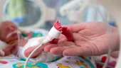 1 copil din 10 se naște prematur. Evaluări care pot depista afecțiuni specifice copiilor prematuri